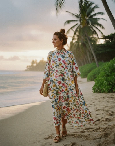 لباس زنانه مناسب تابستانهای شرجی | شیک و خنک بمانید